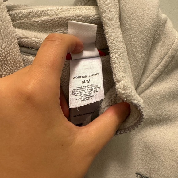 North face jacket. - Picture 4 of 4